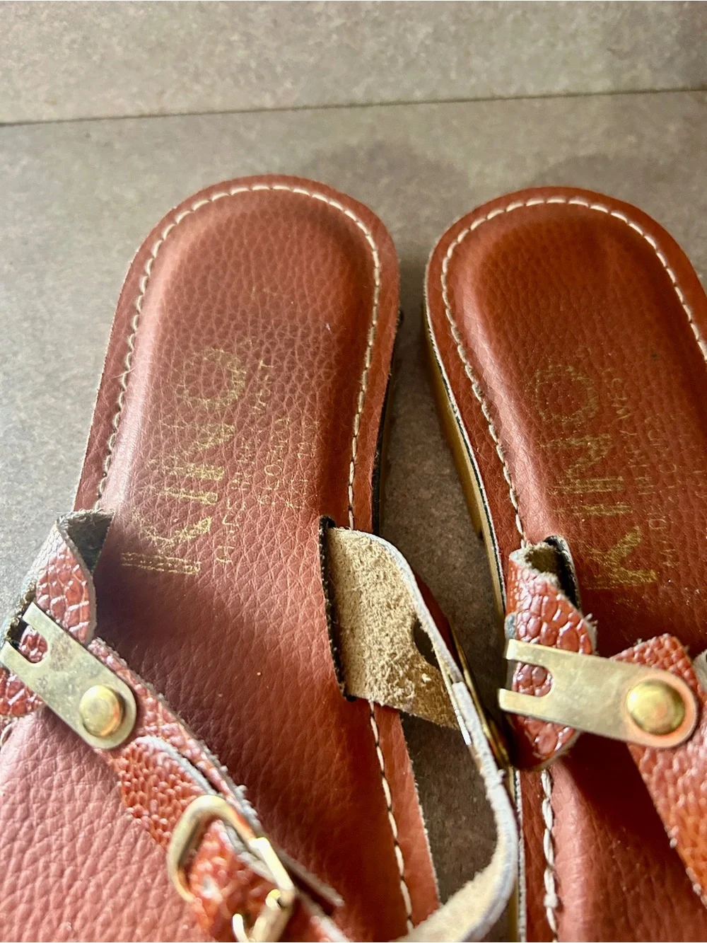 Kinos Brown Leather Slide Sandals with Buckle Detail